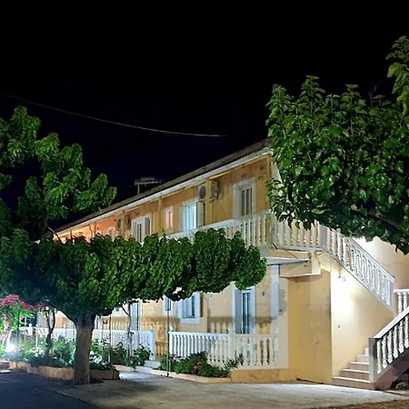 Lägenhetshotell Casa Dyonisia Tsilivi *