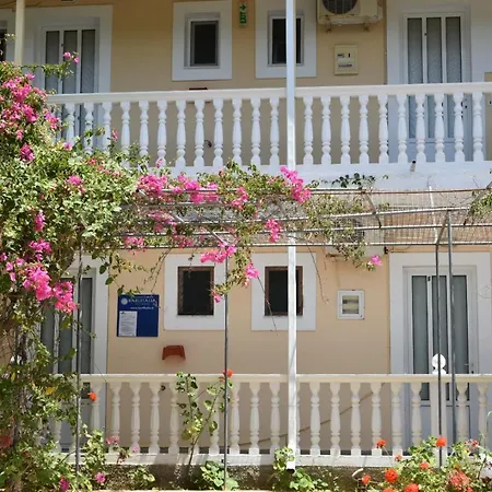 Ξενοδοχείο με διαμερίσματα Casa Dyonisia Tsilivi