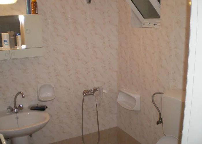 Casa Dyonisia Tsilivi 3*