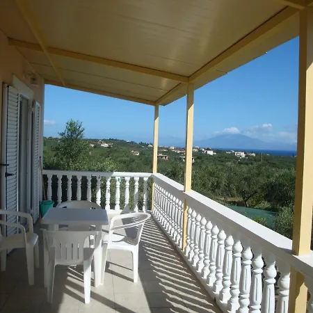 Casa Dyonisia Tsilivi Lejlighedshotel 3*